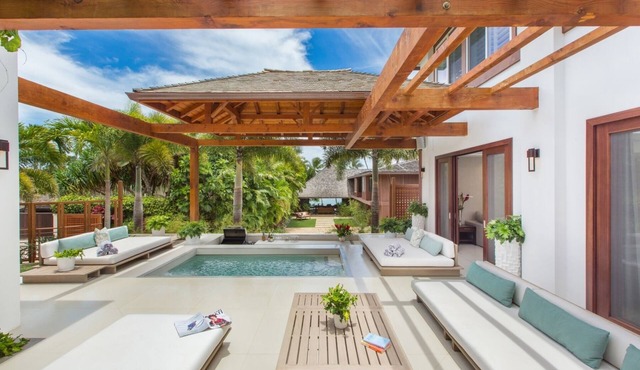 Diamond Head Villa by Gather: Luxury Gold Coast Retreat w/Pool, Jacuzzi & Beach