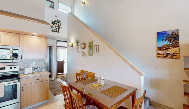 Dog-friendly condo with furnished lanai & washer/dryer plus pool & tennis
