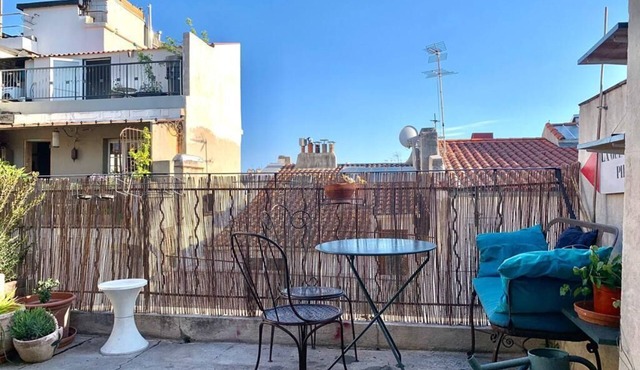 Duplex with lovely sky terrace in Marseille
