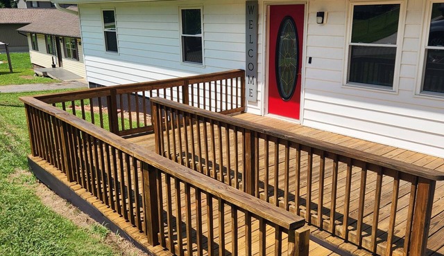 Excellent location for Stadium; W. Knox; Oak Ridge - 3324 Barbury LN, 37931 in Knoxville