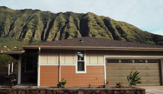 Family Friendly 3BR w/Mt views, Close to Beach