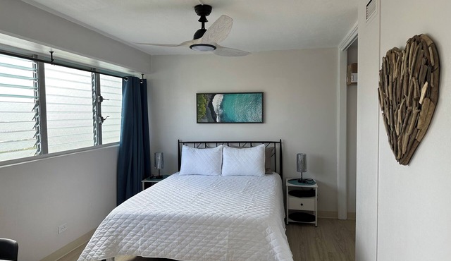 Fantastic 2-bedroom apartment sleeps 7 with FREE Parking in Waikiki