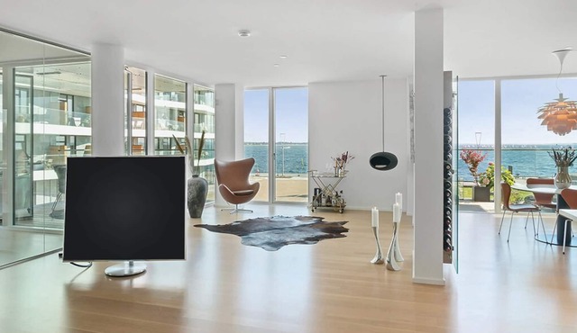 First class apartment with excellent sea view in Aarhus