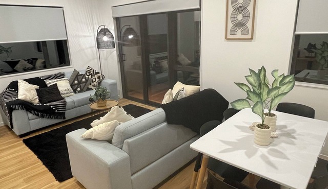 Flatbush Holiday Accommodation, 2.5 Bedroom Town House RA in Auckland