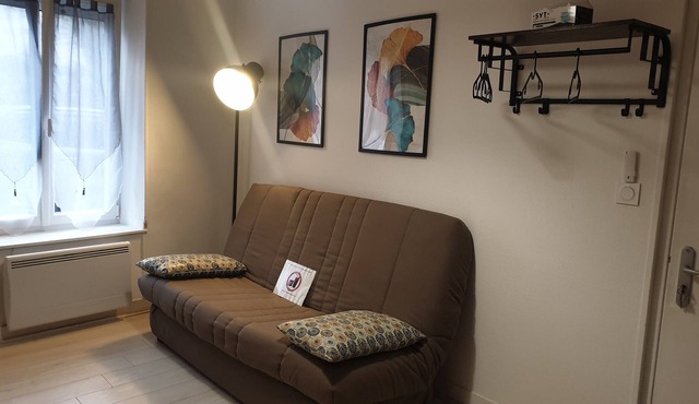 Fully equipped studio in Ingré