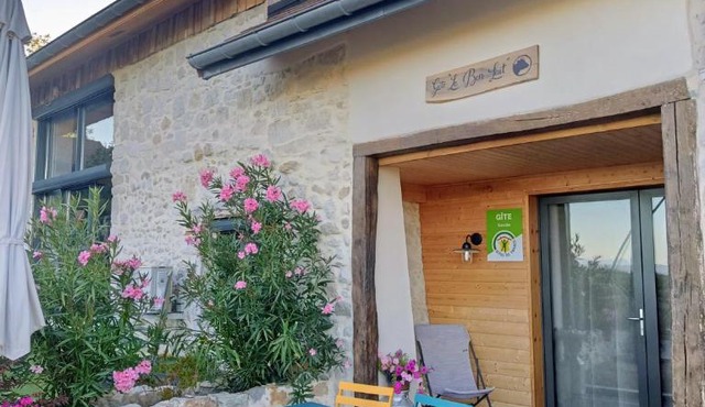 Gite LE BON LAIT près Walibi Lac Aiguebelette in Saint-Maurice-de-Rotherens