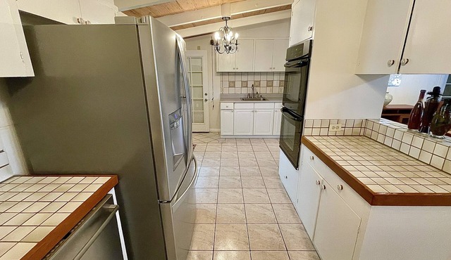 Glamorous 5BR Home near Waikiki