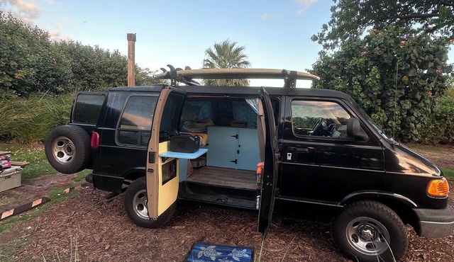 Good Vibes Maui Camper Van