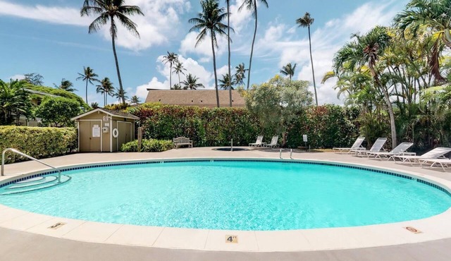 Great Find! Stunning Garden View Suite | 3 Onsite Pools & Free Parking