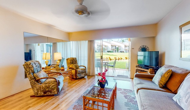 Hale Kamaole Condo w/A/C, Shared Grill & Outdoor Pool - Great Location