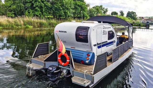 Hausboot auf der Peene, Demmin