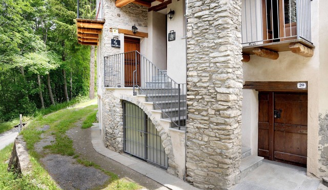 Holiday Apartment "Arnica Tano Di Grich" with Mountain View, Shared Terrace & 2 Balconies in San Michele Prazzo