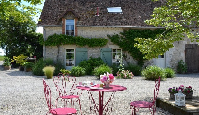 Holiday Home in Chilleurs near Château in Chilleurs-aux-Bois