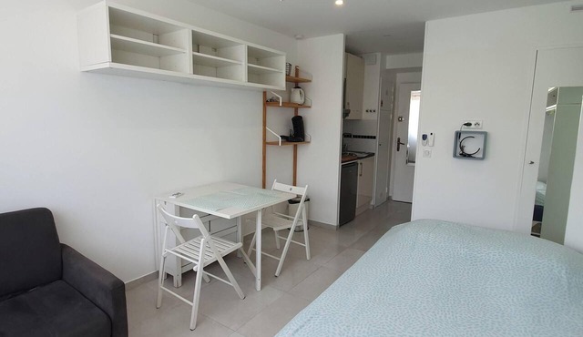 Homerez - Studio in Villeneuve-Loubet