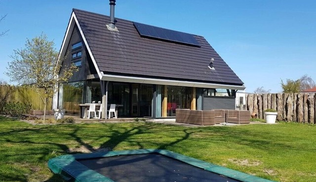 Horizon 36 Luxury time-out villa with private EV charging point in Renesse