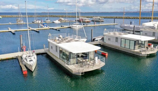 Houseboat in Boltenhagen