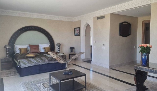 Just 15 minutes from downtown, elegance, sophistication, and the art of living in Marrakech. in Marrakech