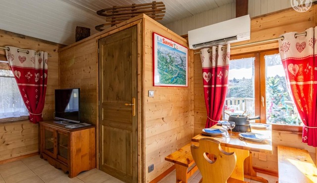 LE CHALET DE LA SOURCE in MARTHOD