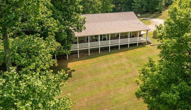 Leiper's Fork Hilltop Retreat | 12 Private Acres | Fire Pit & Balcony in Franklin