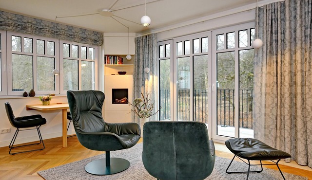 Linden-Palais apartment 28 - for 2 persons, south-facing balcony & only 50 m to the beach in Heiligendamm