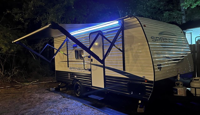 Little Jolly Camper 30+days MTR For The Working Class No Cleaning Fee in Slidell