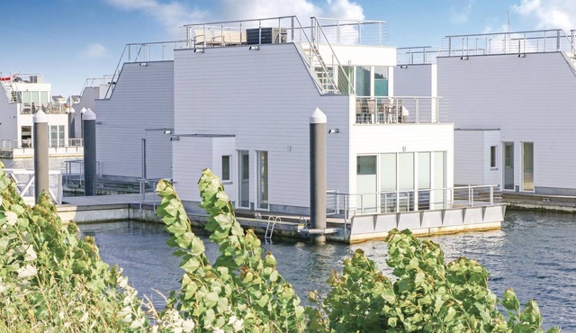 Lovely ship in OstseeResort Olpenitz with sauna in OstseeResort Olpenitz