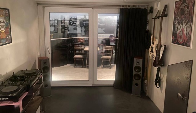 Luxuriously attic apartment in the heart of souther Stockholm
