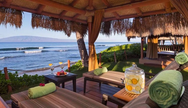 LUXURY BEACHFRONT RESIDENCE CLUB HRC+PREMIUM AMENITIES, OCEANFRONT 2BR