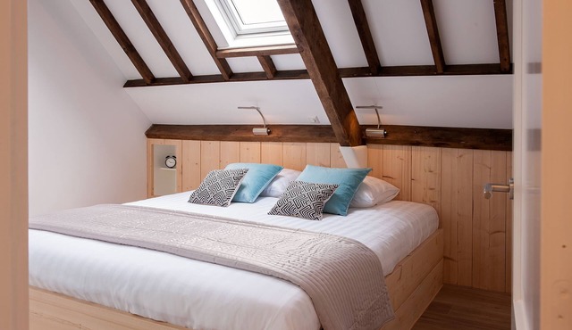Luxury group accommodation, 30 minutes from all big cities and sea. in Oudewater