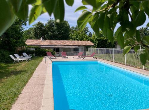 Maison DAN'INN in Saint-Morillon
