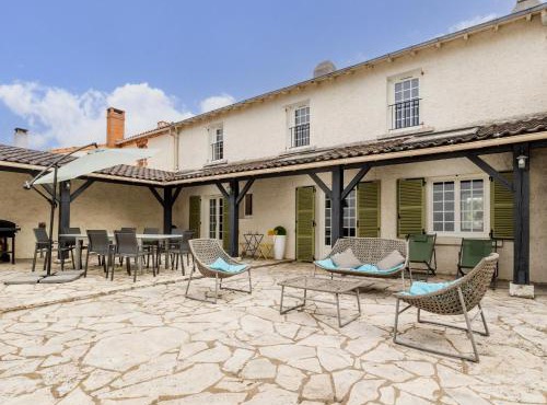 Maison de charme avec jardin près de Nantes, 4 chambres, wifi, équipements bébé et babyfoot - FR-1-306-1272 in Le Bignon