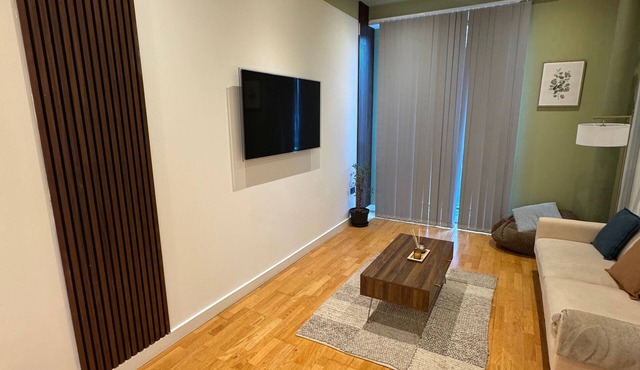 Modern Central Manchester Condo Next To AO Arena - Parking - Local Attractions in Manchester