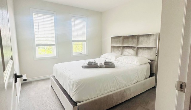 New, Modern & Spacious 2 bed, 1.5 bath | ~5 min to top attractions in Guelph