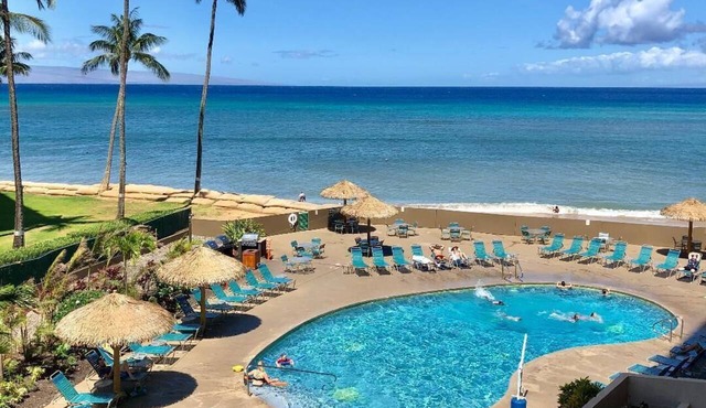 Ocean View Studio at Royal Kahana 318