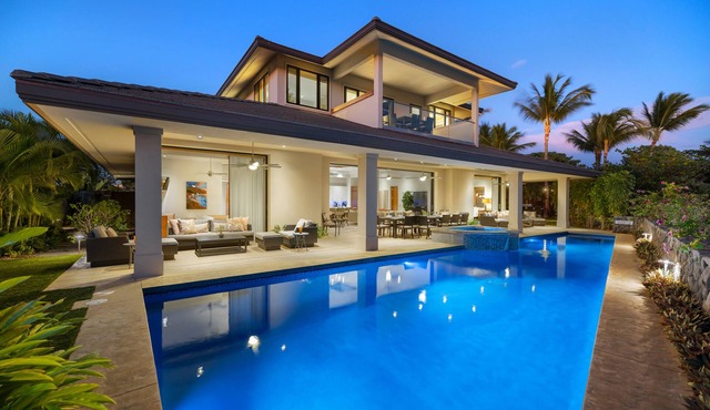 Ocean View Villa w/Pool, Game Room + More! Free Access to Mauna Lani Sport Club