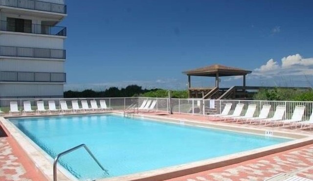 Oceanfront, beautiful panoramic 5th floor view. Minimum of one month rental. in Jensen Beach