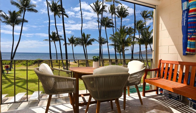 Oceanfront, Exceptionally Remodeled, Split A/C, King bed, OH the sunsets
