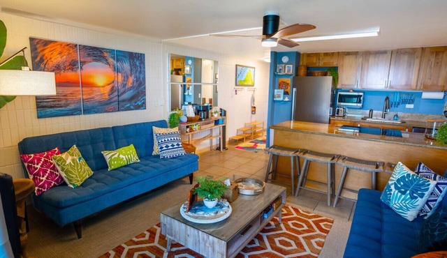 Oceanfront Hauula 1BR Condo I Beach, Pool, Parking