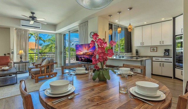 Palms at Wailea 406 Spacious Condo, Large Lanai, A/C, Partial Ocean View