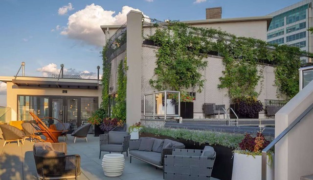 Parkway City Stay | Skydeck, Pool + Full Kitchen in Philadelphia