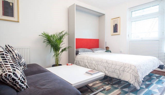 Perfect location! Next to Columbia Rd, Shoreditch in London