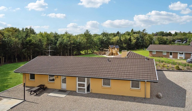 Pet friendly home in Oksbøl with sauna in Oksbøl