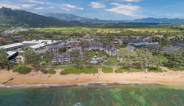 Plantation-style resort with ocean veiw. Enjoy the Aloha moment in Kauai