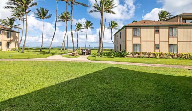 Pono Kai Resort, 2 br Ocean Front Condo, Free WiFi