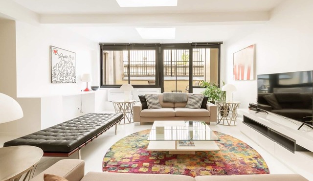 PRESTIGIOUS 3 BR Apt - 1520 SQFT - DESIGN - FULL AIR CONDITIONNING in Paris