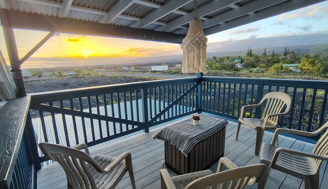 PRIVATE Cosmic Lava Cottage – Hawaii Nature Escape, Star Views & Beaches