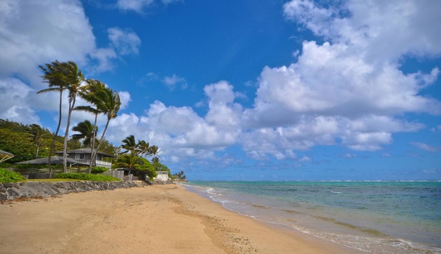 Quiet Hauula townhome with ocean and mountain views.