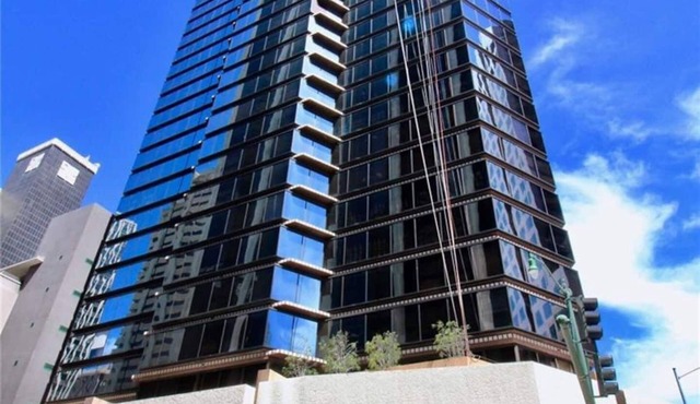 Rare 3 Bedroom heart of Downtown!