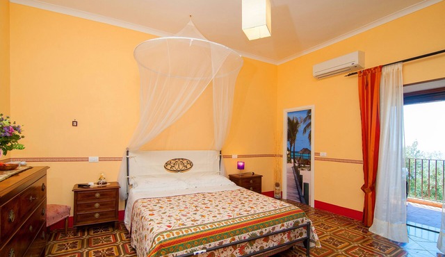 romantic gallium vacation home in Sant'agnello