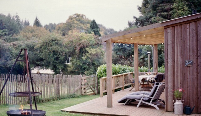 Rustic-Chic Cabin on Exmoor with Hot Tub in Minehead